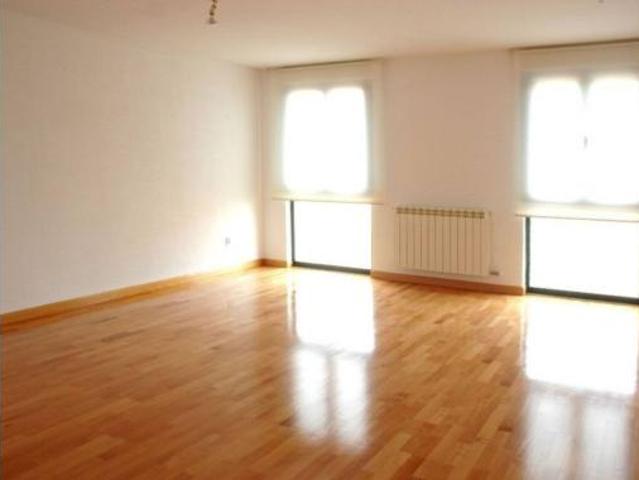Piso en venta en Villares De La Reina, Castilla y León