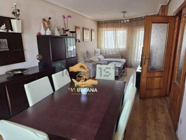 Piso en venta en Villares De La Reina, Castilla y León