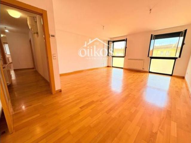 Piso en venta en Villares De La Reina, Castilla y León