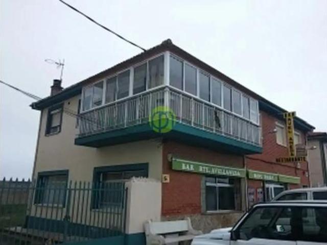 Piso en venta en Villaturiel, Castilla y León