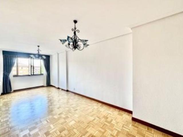 Piso en venta en Aranbizkarra, Vitoria-Gasteiz