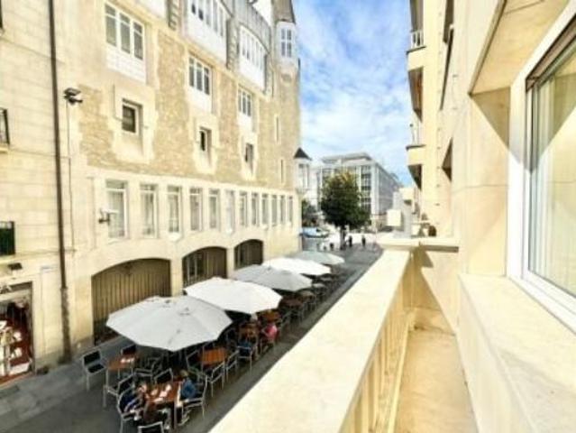 Piso en venta en Zabalgunea/Ensanche, Iruña De Oca