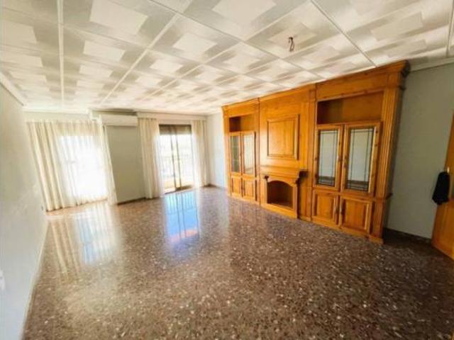 Piso en venta en Xirivella, Barri de la Llum