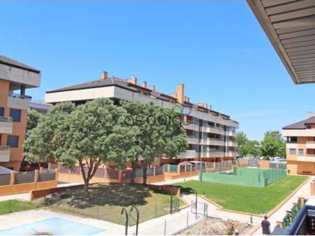 Piso en venta en Valdeluz, Yebes