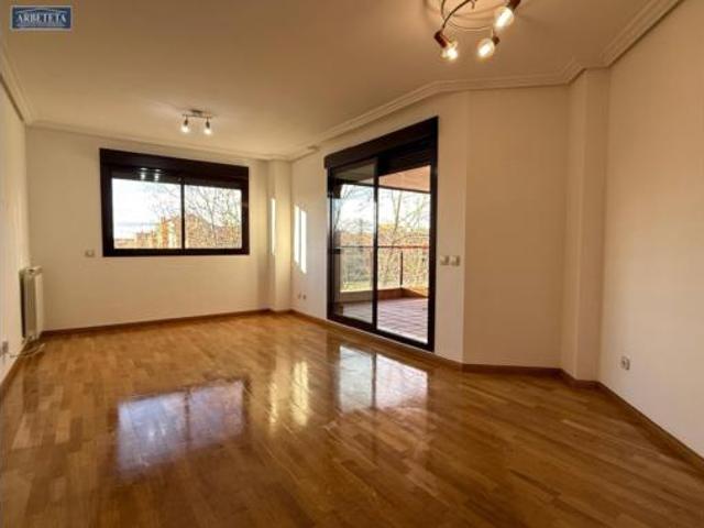 Piso en venta en Valdeluz, Yebes