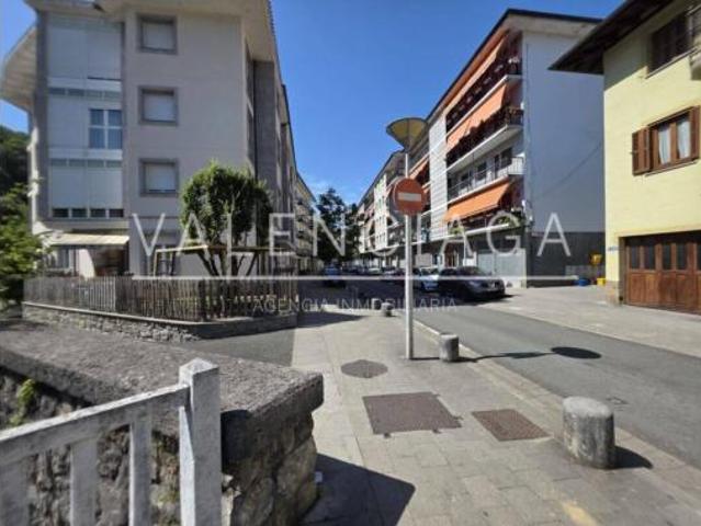 Piso en venta en Zaldibia, Guipúzcoa