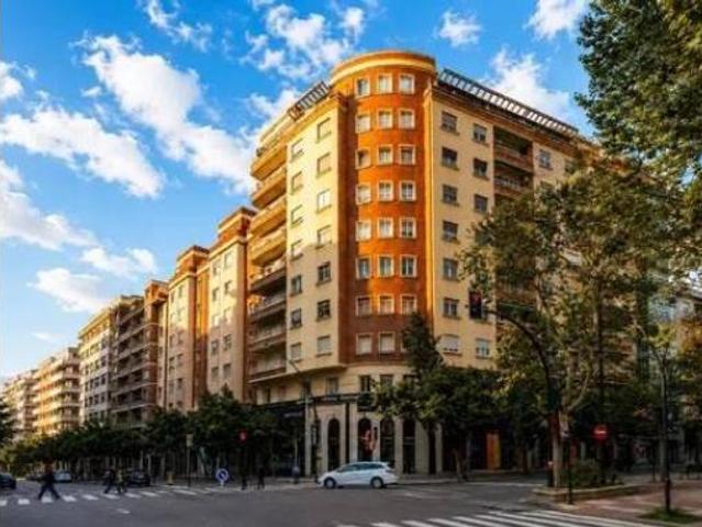 Piso en venta en Universidad, Zaragoza
