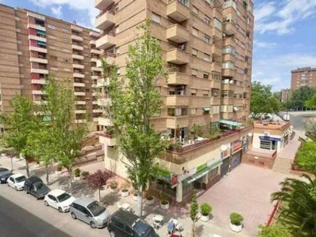 Piso en venta en Delicias, Zaragoza