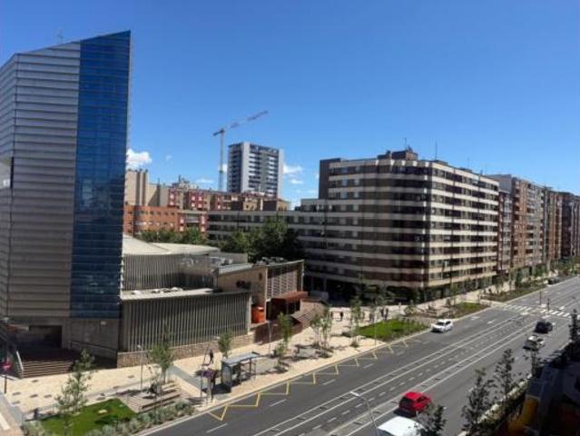 Piso en venta en Delicias, Zaragoza