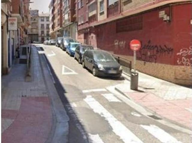 Piso en venta en Delicias, Zaragoza