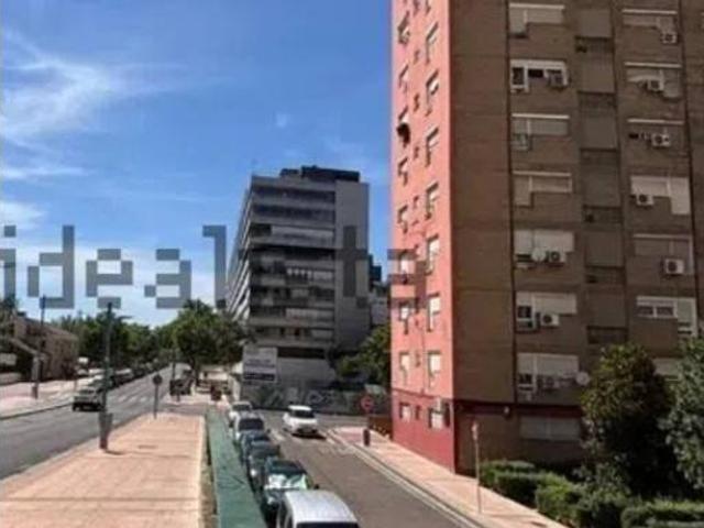 Piso en venta en El Rabal, Zaragoza
