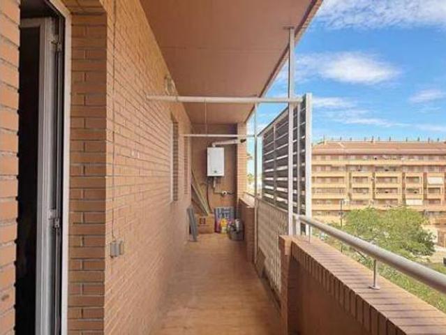 Piso en venta en Oliver-Valdefierro, Zaragoza