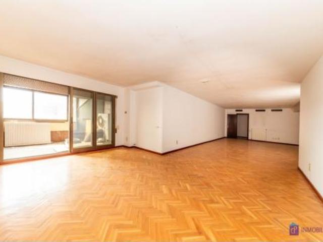 Piso en venta en Universidad, Zaragoza