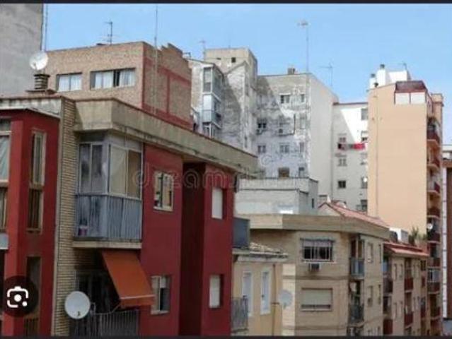 Piso en venta en Oliver-Valdefierro, Zaragoza