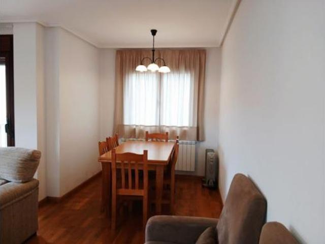 Piso en venta en Zorraquín, La Rioja