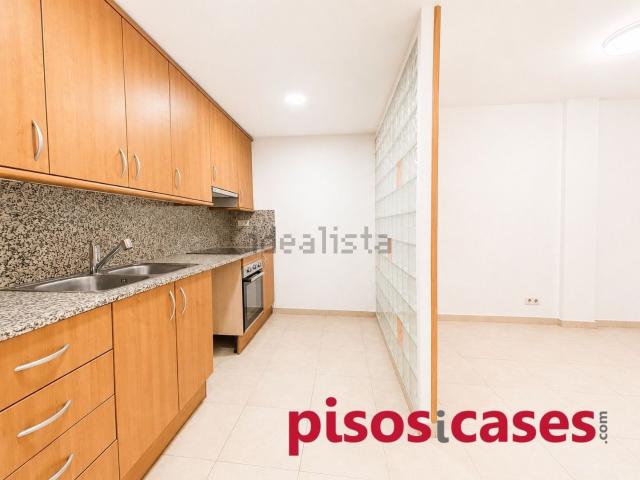 Piso en alquiler en Barri dels Caputxins, Osona