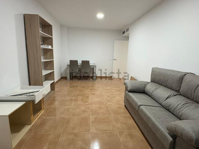 Piso en alquiler en Las Cabañuelas, Vícar