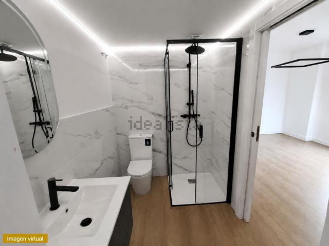 Piso en venta en Teis, Vigo