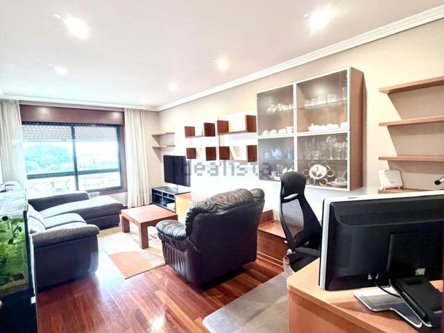 Piso en venta en Castrelos, Vigo