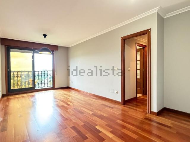Piso en venta en Castrelos, Vigo