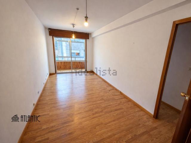 Piso en venta en Teis, Vigo