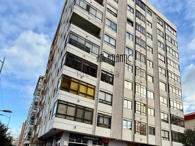 Piso en venta en Lavadores, Vigo