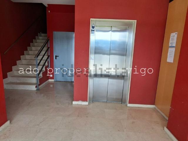 Piso en venta en Lavadores, Vigo
