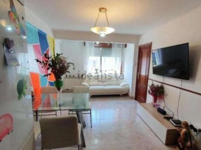 Piso en venta en Candeán, Vigo