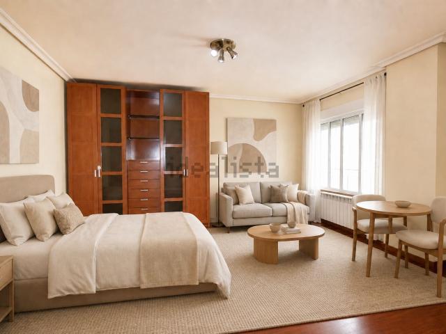 Piso en venta en Teis, Vigo