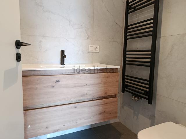 Piso en venta en Teis, Vigo