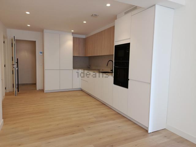 Piso en venta en Teis, Vigo