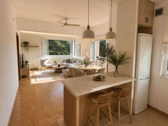 Piso en venta en Teis, Vigo