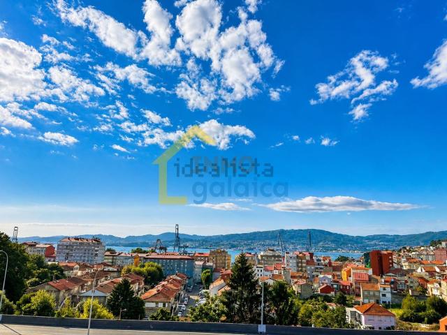 Piso en venta en Lavadores, Vigo