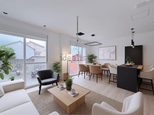 Piso en venta en Teis, Vigo