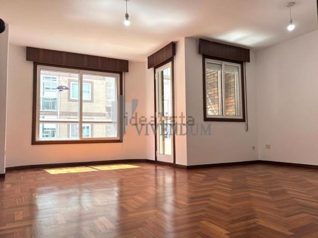 Piso en alquiler en Teis, Vigo