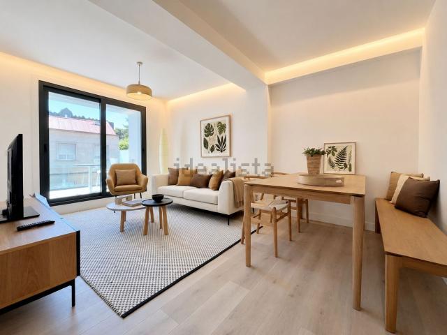 Piso en venta en Teis, Vigo