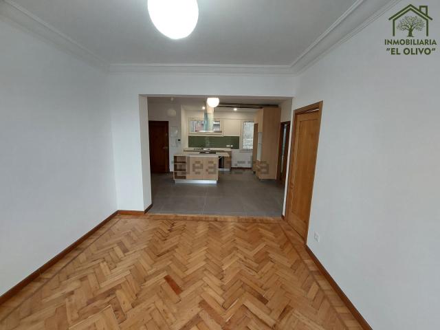 Piso en venta en Teis, Vigo