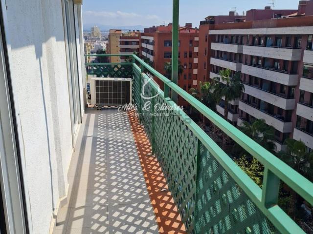 Piso en venta en Vilanova I La Geltrú, Molí de Vent