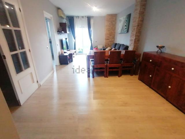 Piso en venta en Vilanova I La Geltrú, L'Armanyà