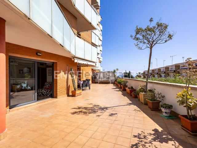 Piso en venta en Vilanova I La Geltrú, Racó de Santa Llúcia