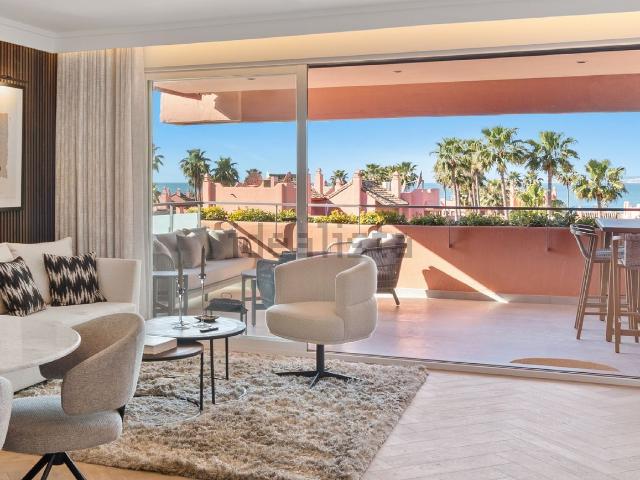 Dúplex en venta en Bel-Air, Costa del Sol Occidental