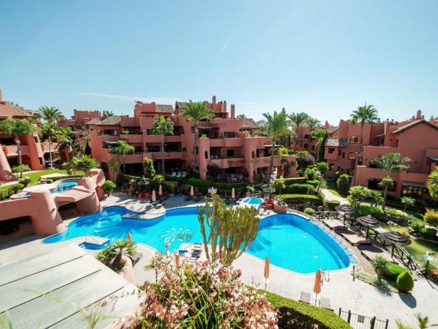 Dúplex en venta en Bel-Air, Estepona