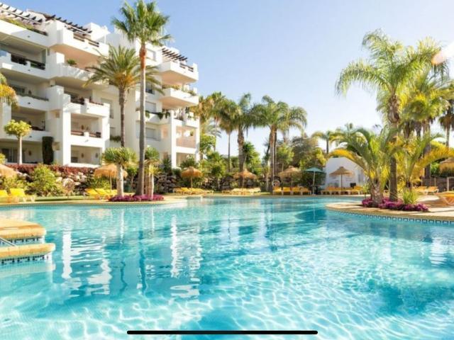 Ático en venta en Estepona, Costalita