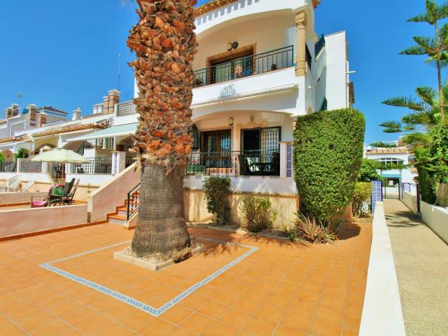 Piso en venta en Villa Martín, el Baix Segura / La Vega Baja