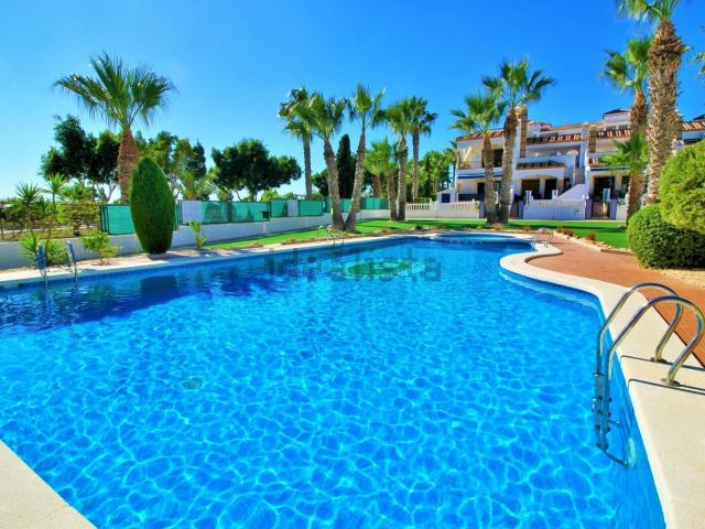 Ático en venta en Villa Martín, el Baix Segura / La Vega Baja