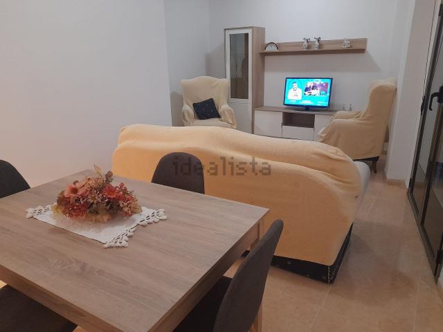 Piso en alquiler en Villanueva De Algaidas, Málaga