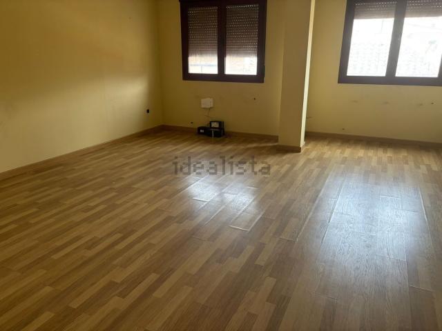 Piso en venta en Villarrobledo, Albacete