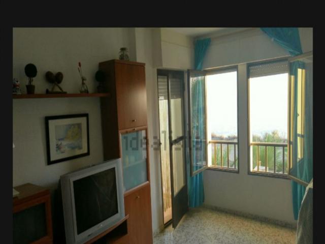 Apartamento en alquiler en Casarones, Rubite