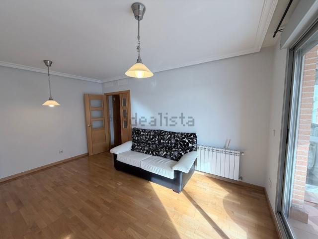 Piso en venta en Valdeluz, Yebes