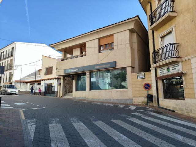Piso en venta en Yeste